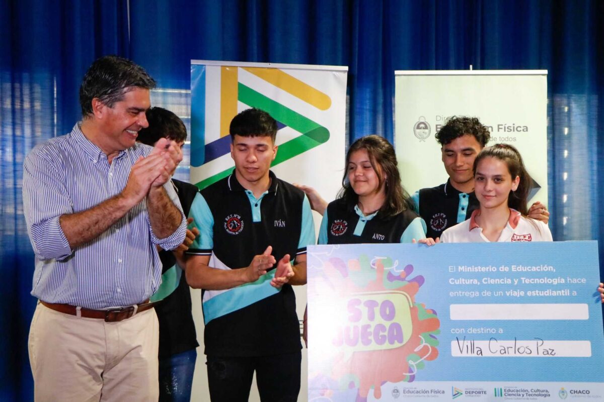 El Gobierno entregó los siete viajes de egresados a Carlos Paz a las y los ganadores de “Quinto Juega”