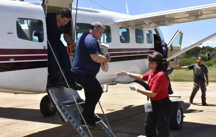 Chaco retoma los vuelos sanitarios: «Es una aeronave a disposición de la salud», afirmó el Gobierno