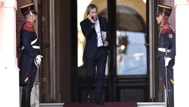 Negociaciones en marcha para liberar el cepo: Argentina busca USD 15 mil millones