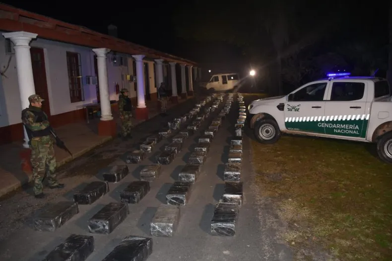 Gendarmería secuestró dos toneladas de marihuana en Clorinda